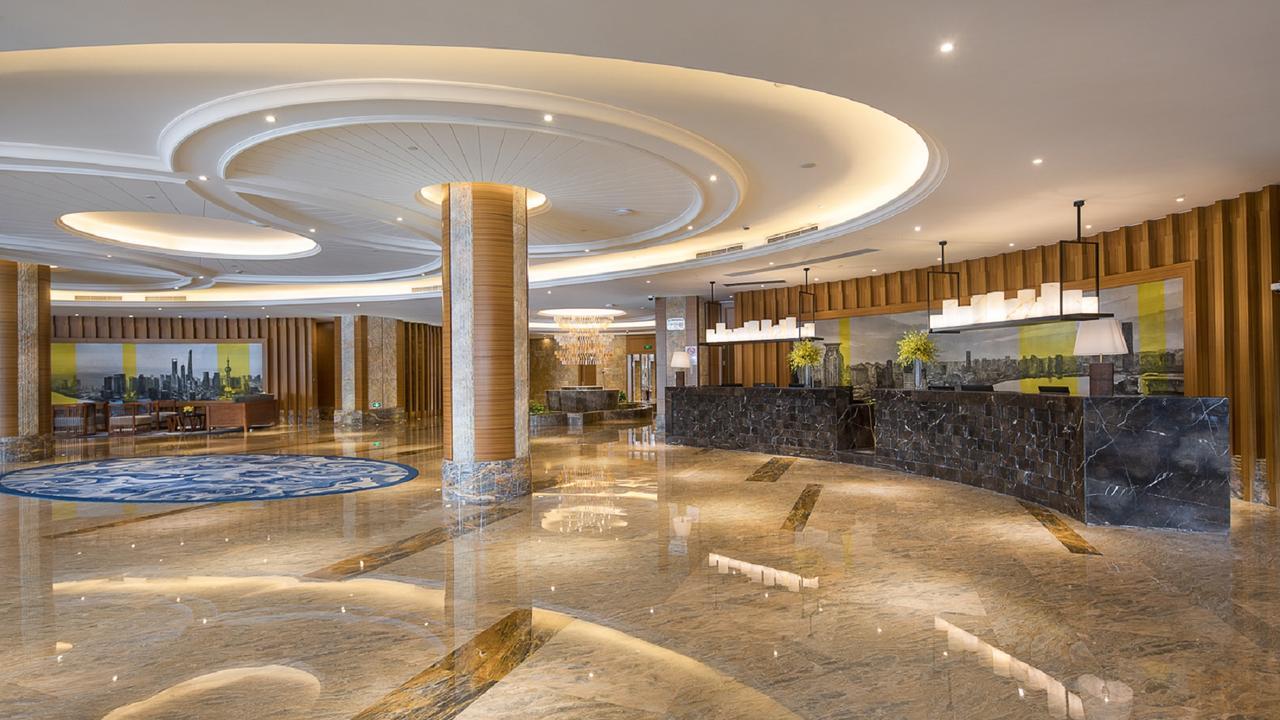 Ramada Shanghai East-Pudong International Airport Екстериор снимка