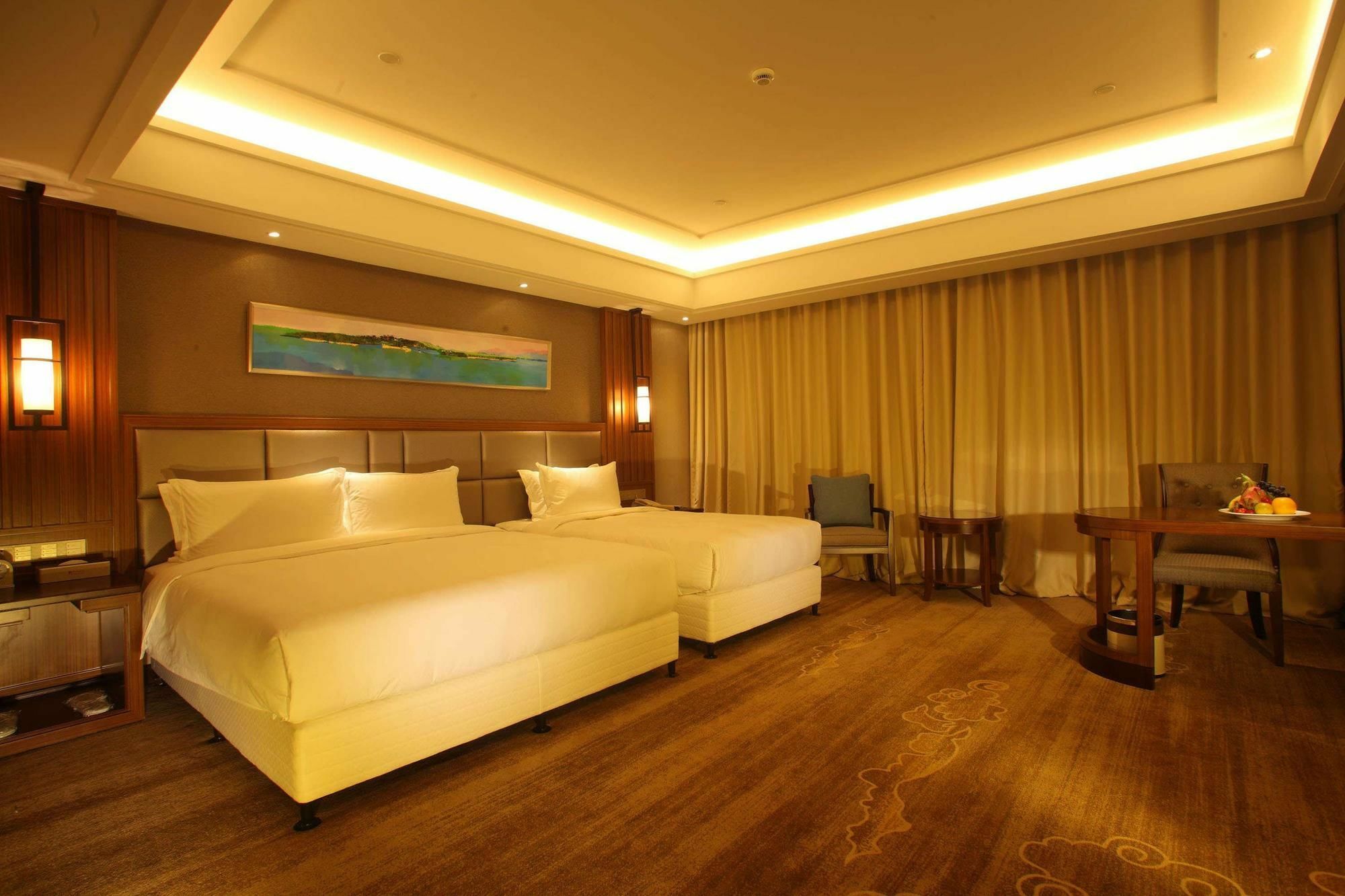 Voco Shanghai Zhangjiang By Ihg - Free Shuttle To Disneyland Екстериор снимка
